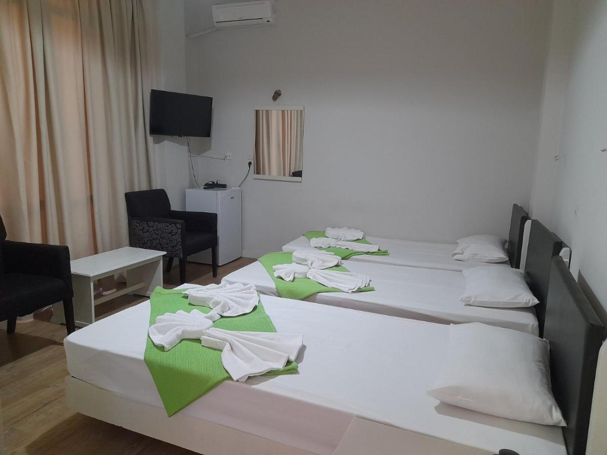 City Center Hotel Kalamata Esterno foto
