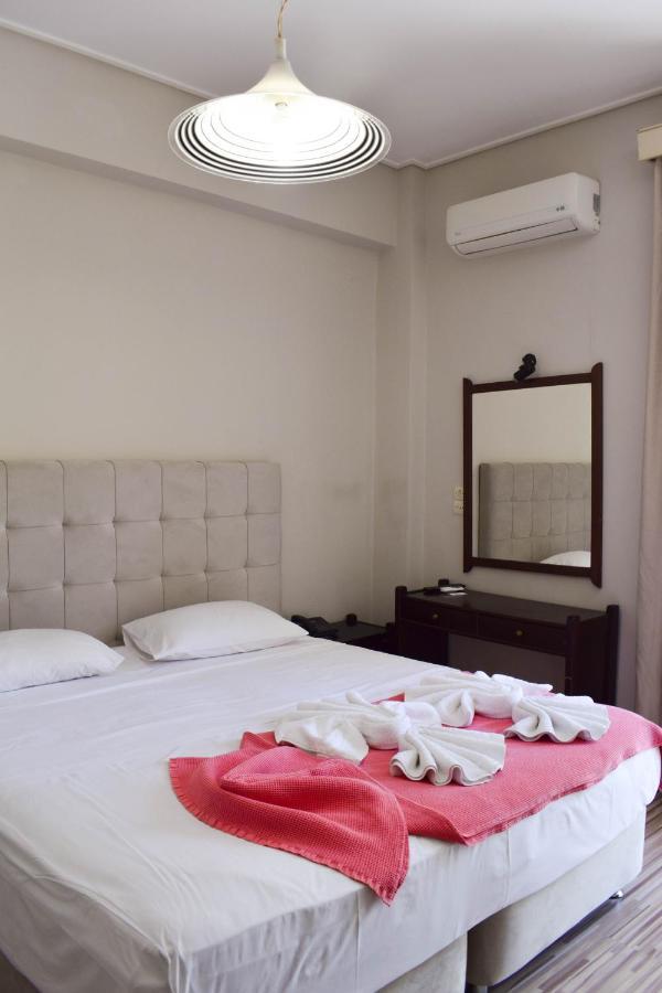 City Center Hotel Kalamata Esterno foto