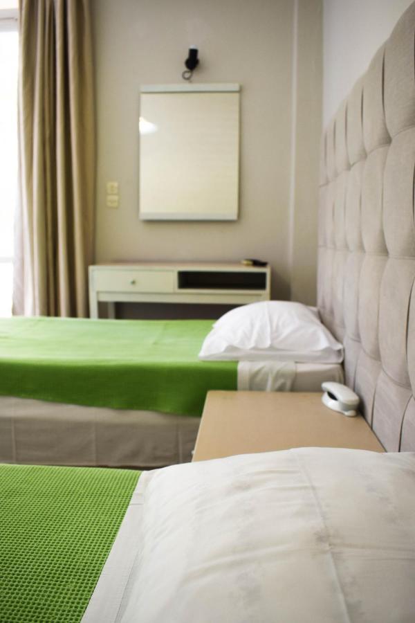 City Center Hotel Kalamata Esterno foto